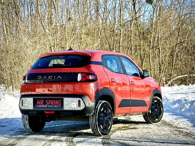 Dacia Spring Electric 65 Extreme - 11. kép miniatűr
