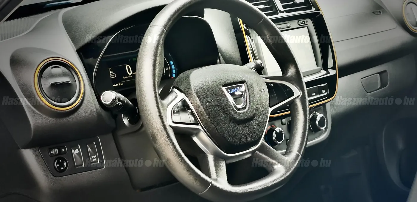 Dacia Spring Electric 45 Comfort Plus - 8. kép miniatűr